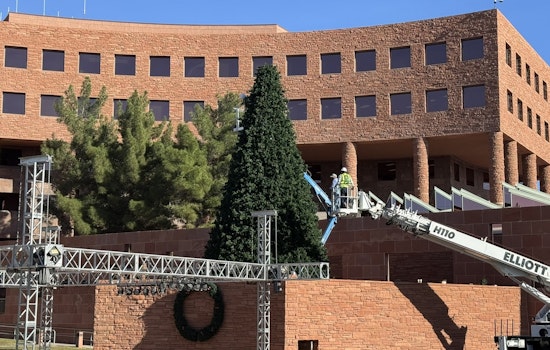 Clark County Community Gathers for Dazzling Annual Holiday Tree Lighting Ceremony