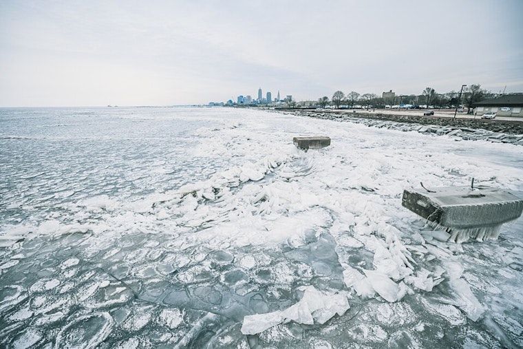 Cleveland Battling Severe Winter Chill: Lake-Effect Snow Warning and Frigid Temperatures in Forecast
