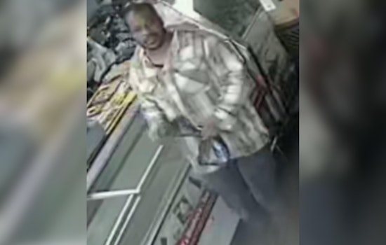 Cleveland Police Launch Manhunt for Suspect Accused of Fatal Shooting and Discarding Victim