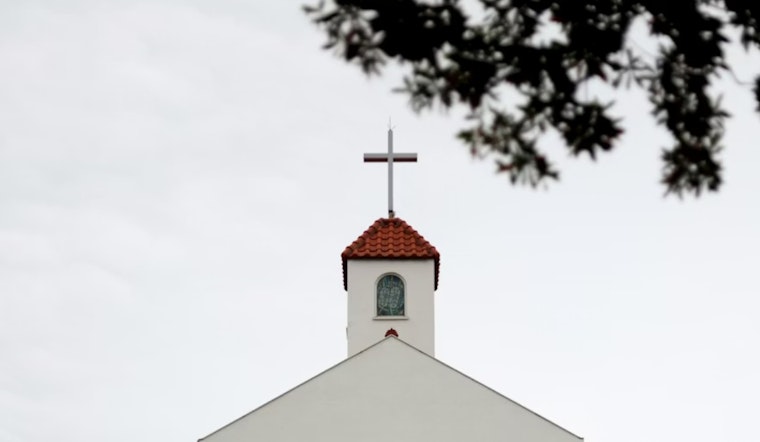 Columbus Bishop Grants Dispensation to Parishioners Fearful of ICE from Christmas Mass Attendance