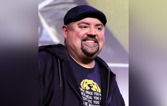 Comedian Gabriel "Fluffy" Iglesias Hosts Christmas Charity Show in San Antonio, Collects 30,000 Pounds of Food for Local Bank