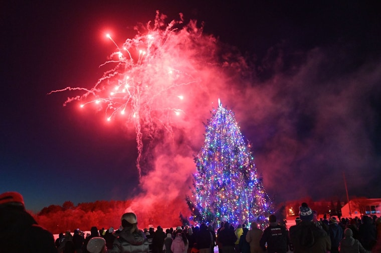 Coon Rapids Invites Community to Sparkle at Annual Tree Lighting Festival on December 13