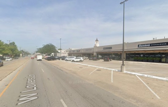 Dallas Fire-Rescue Battles Two-Alarm Blaze at Inwood Village, Damaging Several Local Businesses