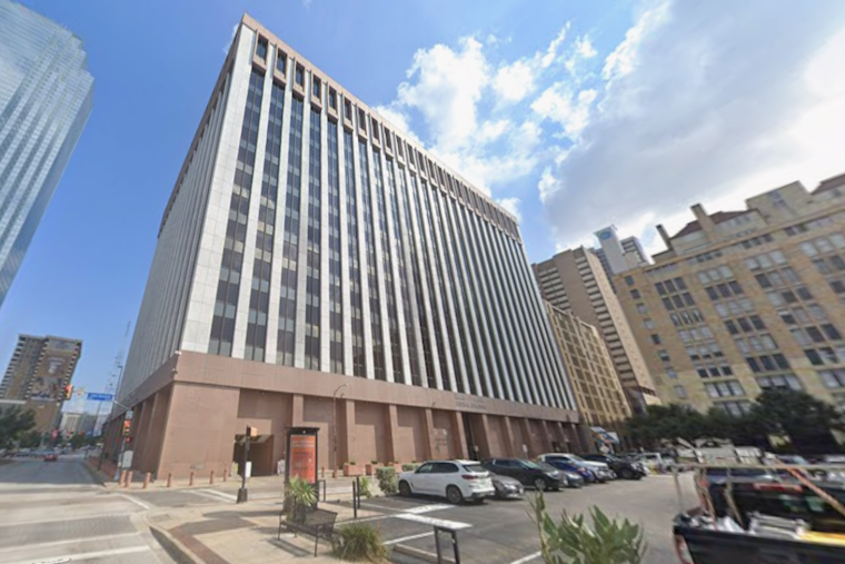 Dallas Postal Insider Busted in $1.5M Mail-Trucking Kickback Scam