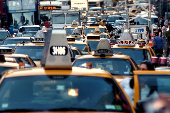 Debate Over Congestion Pricing Intensifies in Manhattan as Traffic Woes Continue Despite MTA Claims