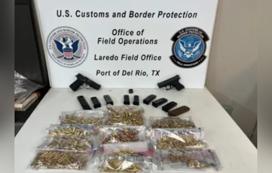 Del Rio Customs Officers Stop Major Arms Smuggling Plot at the Border