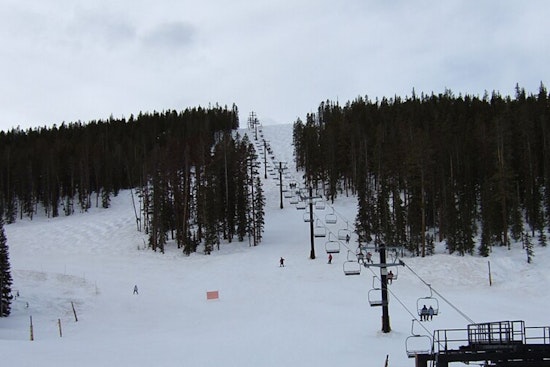Denver Battens Down as Winds Reach 80 MPH; Caution Urged for Mountain Travelers