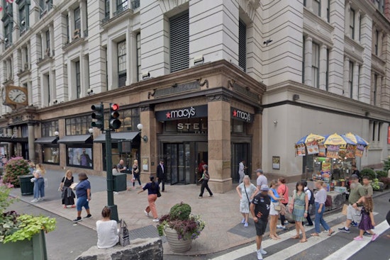 Deputy's Girlfriend Stabbed at Macy's in NYC While Baby Falls as Some Bystanders Record