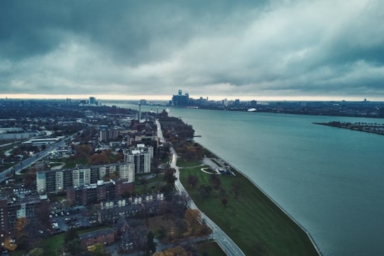 Detroit Brace for Weather Whiplash: Rain, Snow, and Wind gusts up to 38mph Forecasted