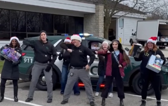 VIDEO: Dublin, Ohio Embraces Festive Cheer with Successful 'Fill-A-Cruiser' Toy Drive for 311 Children