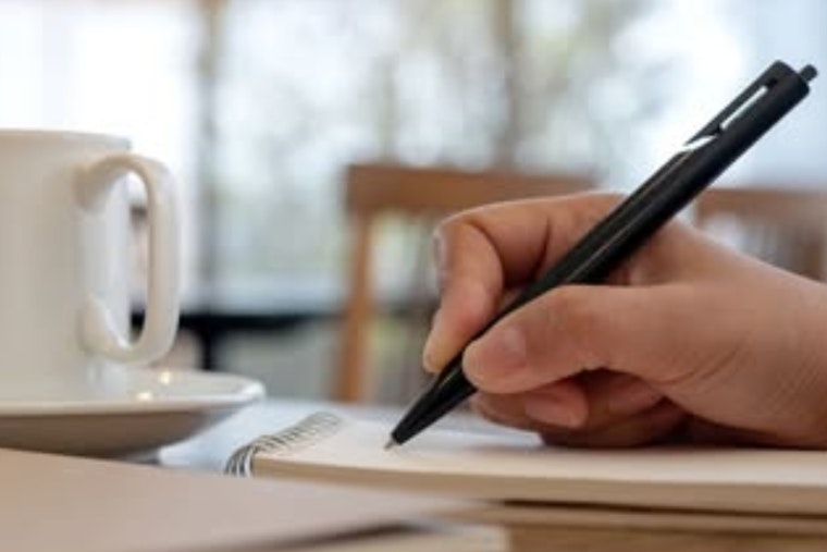 El Paso Eastside Senior Center Launches Free Weekly Writer's Club for Seniors 55+