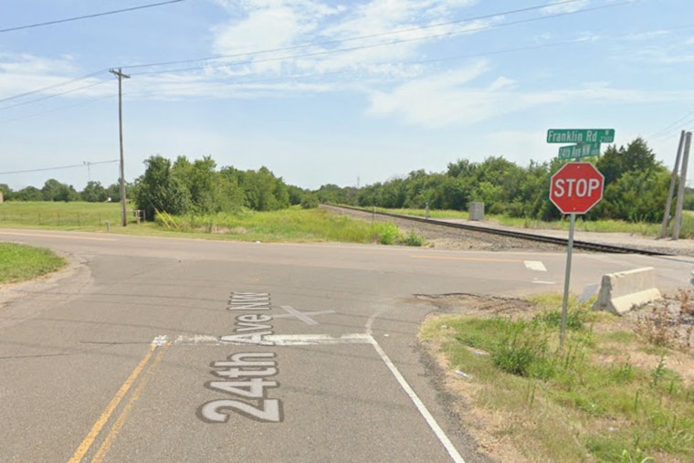 Emergency Repairs on 24th Avenue NW Cause Commuter Delays in Norman