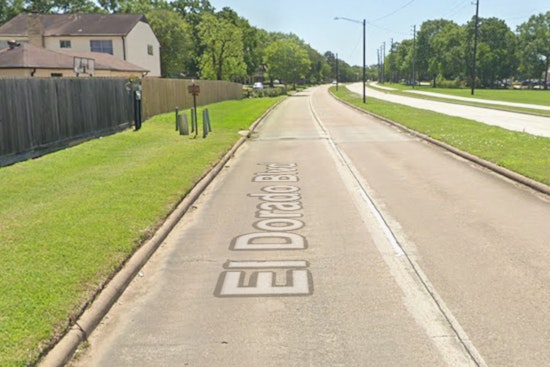 Fatal Collision in Houston Claims Life of 42-Year-Old Man, Authorities Investigating