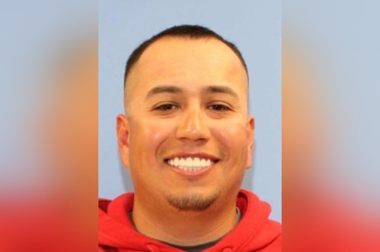 FBI Puts $25K Bounty On Possible Las Vegas Fugitive in Seatle-Area Bar Double Killing