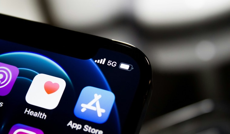 Federal Judge Blocks Texas Law Limiting Children's Access to App Stores, Citing First Amendment Concerns