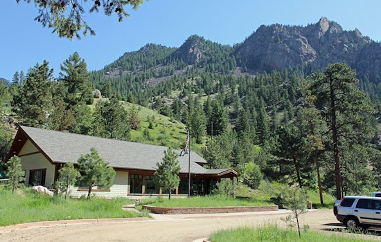 Female Climber Injured in 30-Foot Fall at Eldorado Canyon State Park, Prompting Multi-Agency Rescue Effort