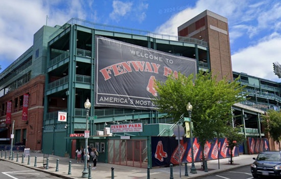 Fenway Park Concession Workers Secure Pay Raises and Job Protections with Aramark Following Historic Strike