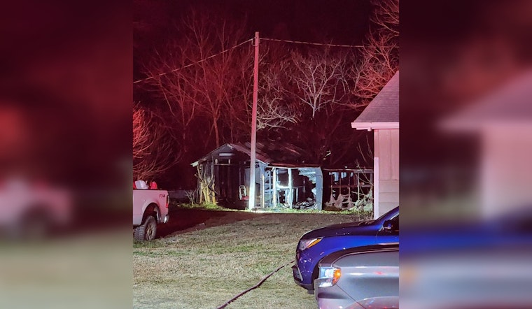 Firefighters Contain Blaze at Outbuilding in Lincoln County, Investigation Underway