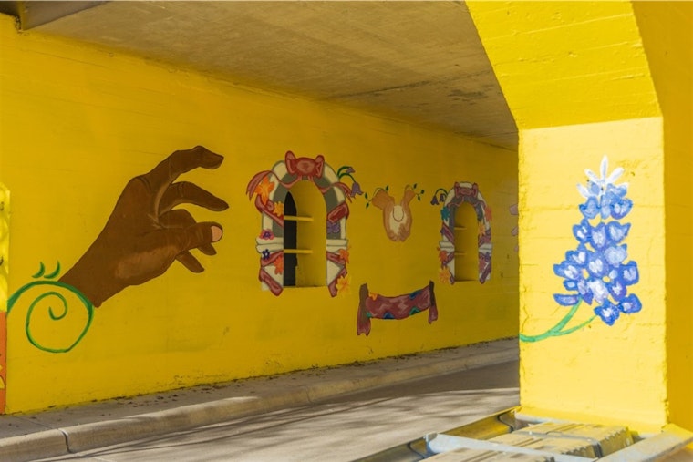 Fort Worth Unveils "Hands of Unity" Mural Enriching Lowden Street Through Student and Community Effort