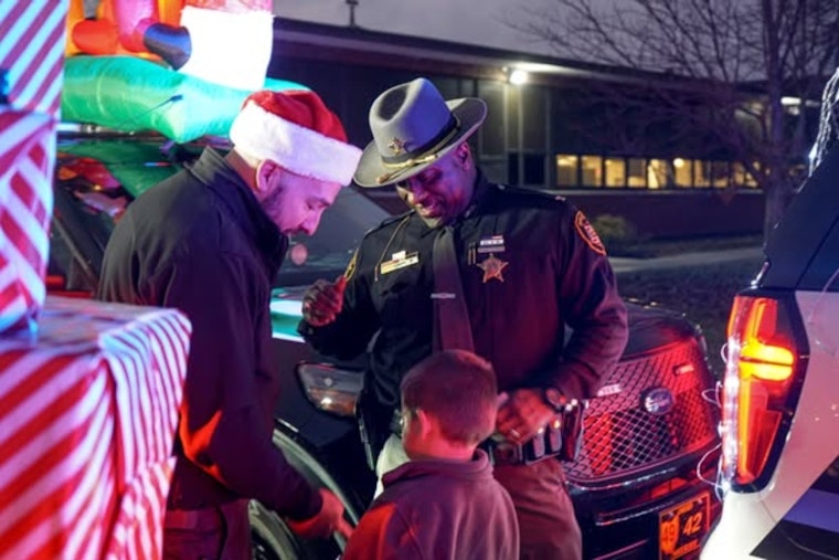Franklin County Sheriff's Office Spreads Holiday Cheer at Nationwide Children's Hospital with 'Operation Santa’s Sleigh'