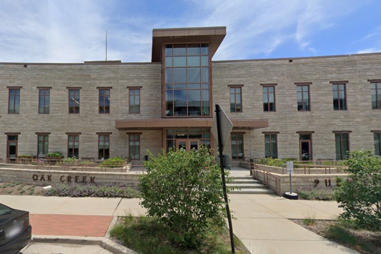 Free Computer and Social Media Classes on Offer at Oak Creek Public Library in 2026