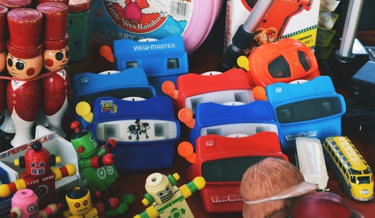 From Cellblocks To Santa: East Oakland Nonprofit Hauls 500 Toys Home
