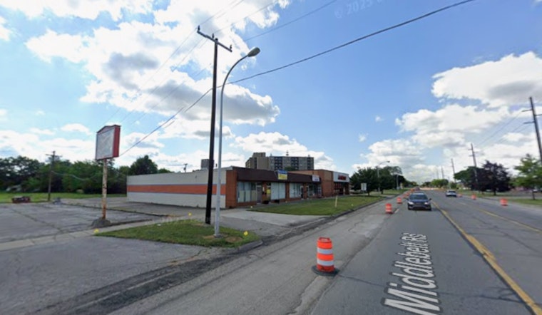 Garden City Strip Mall Engulfed in Flames, Major Roadways Closed as Firefighters Battle Blaze