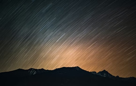 Geminid Fireballs Streak Over San Francisco As Night Owls Look Up