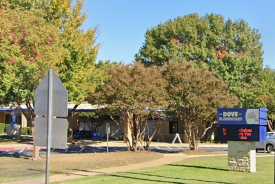 Grapevine Parents Go to War Over Plan to Shutter Two Elementary Schools