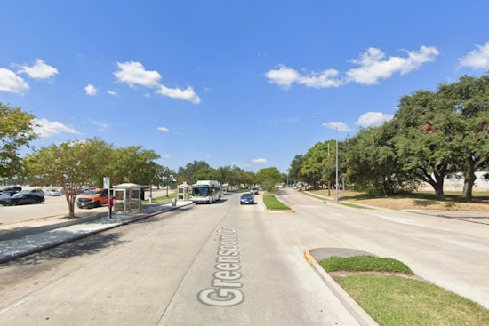Greenspoint Bus Fight Ends With Rider Stabbed, Metro Driver Detained