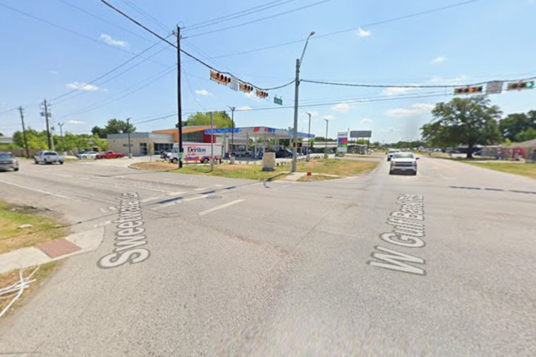Gunman Opens Fire On North Houston METRO Bus, Riders Walk Away Unharmed