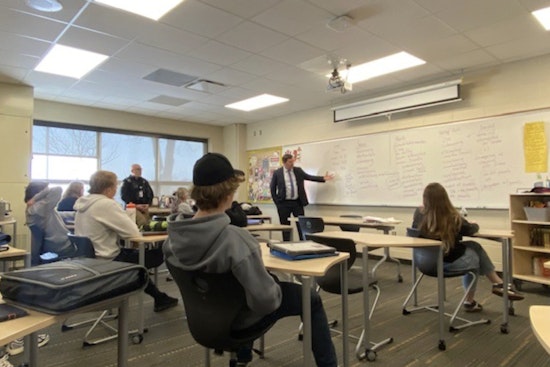 Hamilton Heights Seniors Explore Legal System Intricacies with Law Enforcement Officials
