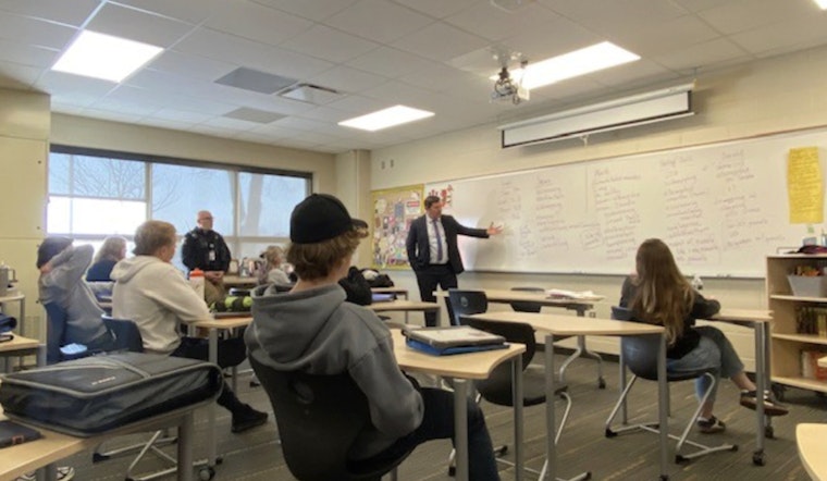 Hamilton Heights Seniors Explore Legal System Intricacies with Law Enforcement Officials