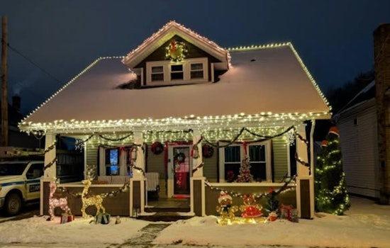Hebron Village Announces Winners of the Festive Annual Resident Decorating Contest