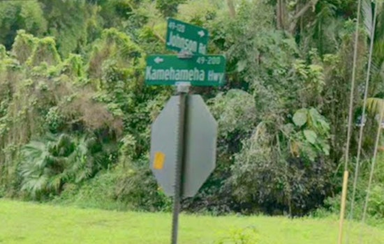 Helmetless Moped Crash Leaves Man Badly Hurt On Kamehameha Highway
