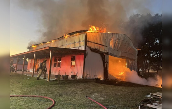 Hernando County Fire Rescue Battles Blaze in Brooksville Barn on Christmas Eve