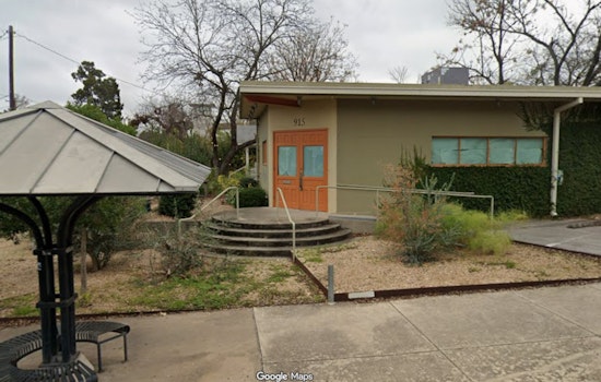 High Road DelicaTexan Opens In Bouldin Creek With Sausages
