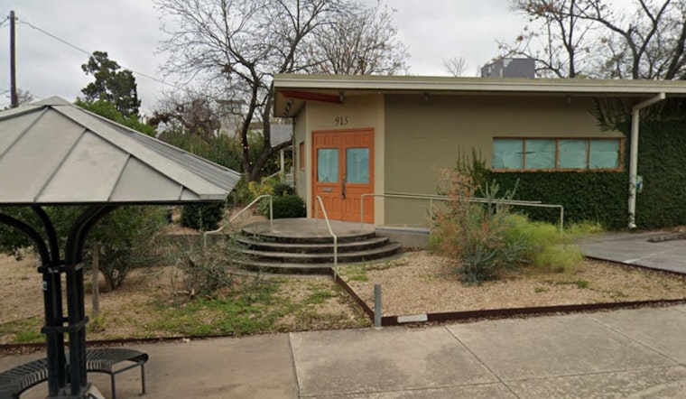 High Road DelicaTexan Opens In Bouldin Creek With Sausages
