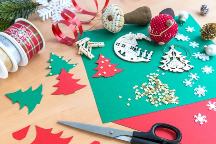 Hillsborough County Announces Christmas Holiday Schedules for Offices and Services