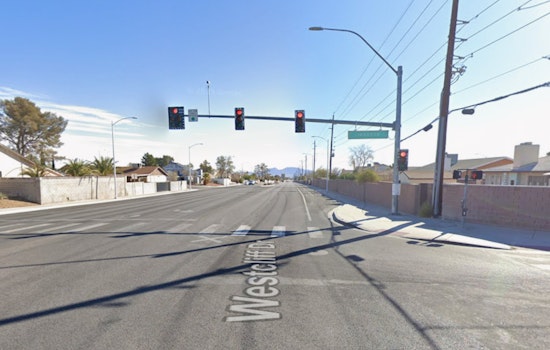 Holiday Grinch Swipes Yard Inflatable, West Vegas Block Boils