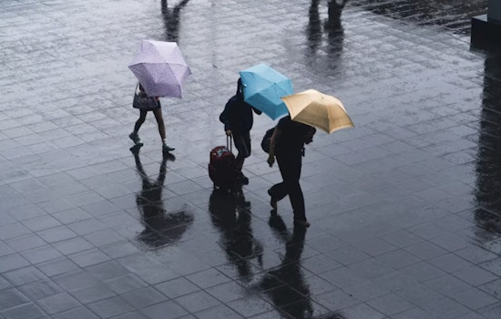 Honolulu Braces for More Unsettled Weather with Flood Watch in Effect for Kauai and Oahu Amid Thunderstorms