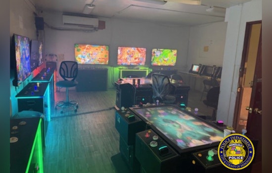 Honolulu Cops Clean Out Kawaiahaʻo Street Gambling Den, Haul Off 16 Machines