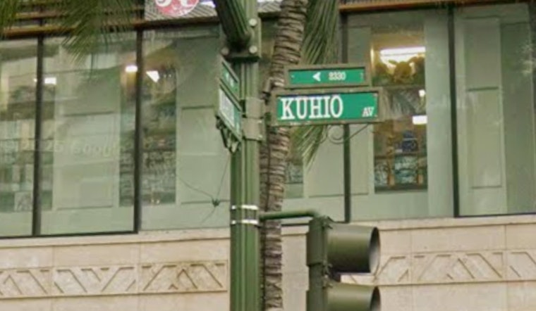 Honolulu Officer Injured During Confrontation with Armed Man in Waikīkī, Suspect Detained for Mental Health Evaluation