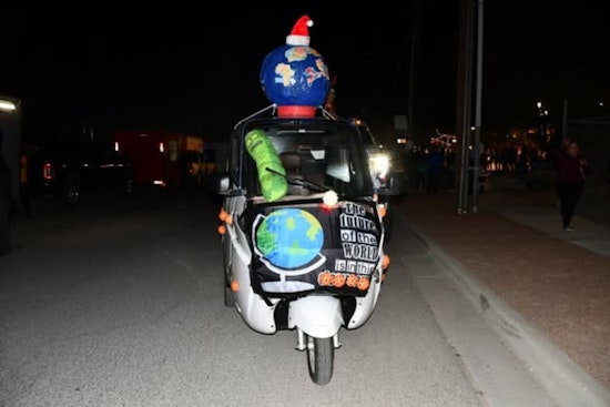 Horizon City Police Department Ushers in Festive Joy with Annual Christmas Tree Lighting Event