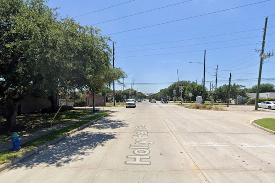 Houston Apartment Showdown Near NRG Ends With Trespasser Dead, Guard Hurt