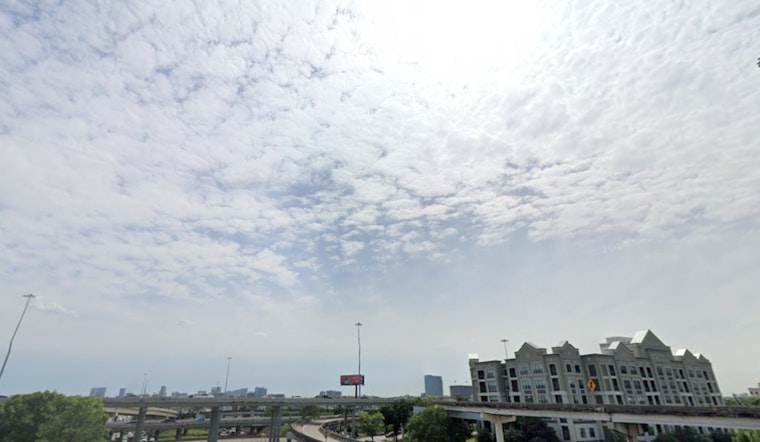 Houston Experiences Record High December Temperatures, Cold Front to Usher in New Year's Chill