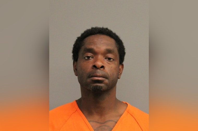 Houston Man Kenneth Walker Arrested on Multiple Charges Including Aggravated Robbery and Illegal Firearm Possession