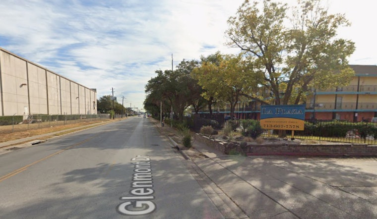 Houston Police Investigate Early Morning Fatal Shooting at Glenmont Drive Apartment Complex