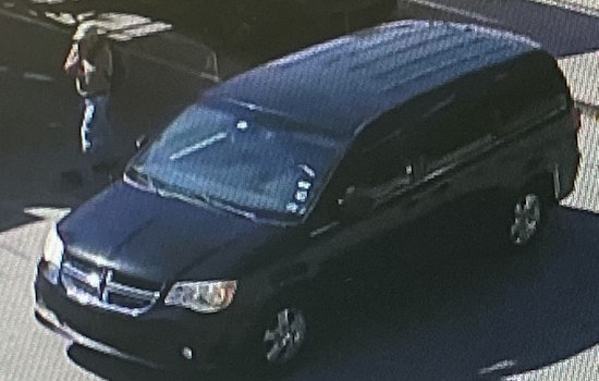 Houston Police Seek Public's Aid to Nab Suspects in $1.5 Million Gold and Jewelry Heist