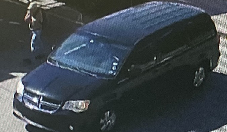 Houston Police Seek Public's Aid to Nab Suspects in $1.5 Million Gold and Jewelry Heist